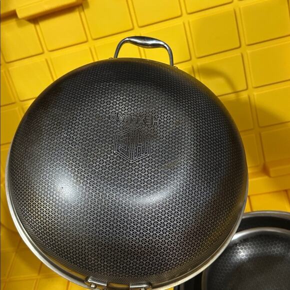 HEXCLAD 5 Piece Nonstick Stainless Steel Frying Pan Set 10 12 and Wok $600 - Picture 3 of 9